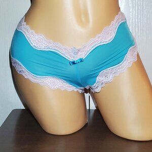 Victoria's Secret Sexy Little Things Cheeky Panties. New with Tags Size Large.